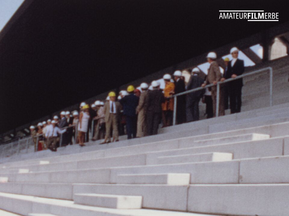 Guided tour of the construction site at the Munich Olympic Park – Still 3/19