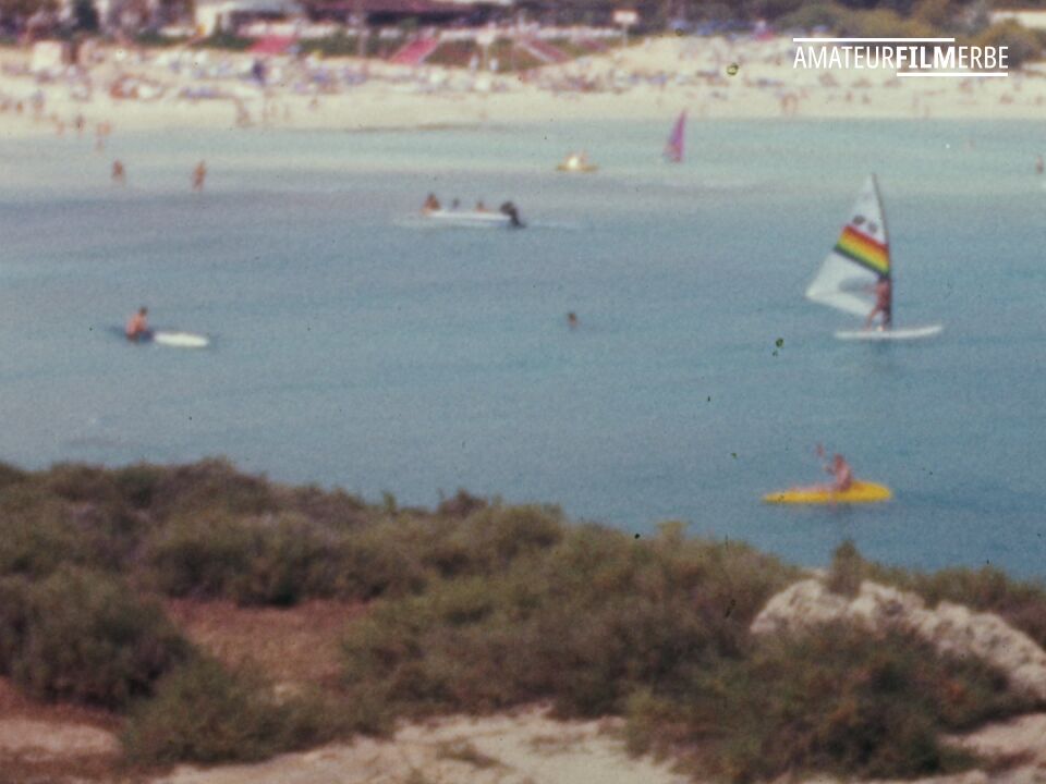 Beach vacation in Cyprus – Still 6/12