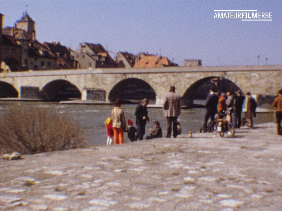Regensburg residents and their dogs – Still 5/20