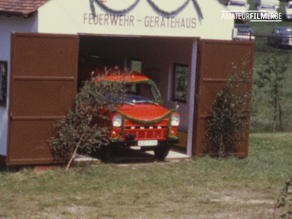 Flag dedication in Schillertswiesen – Still 3/16